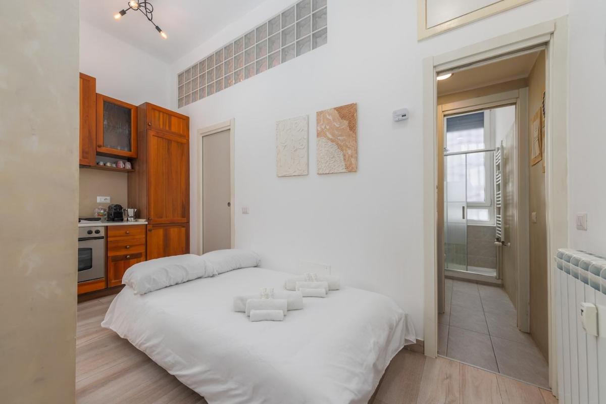 Near To Direct Metro To Duomo And Station - Quiet Apartment